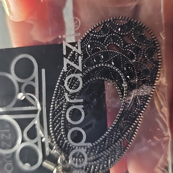 Colorfully Moon Child - Green Earring - Picture 3 of 3